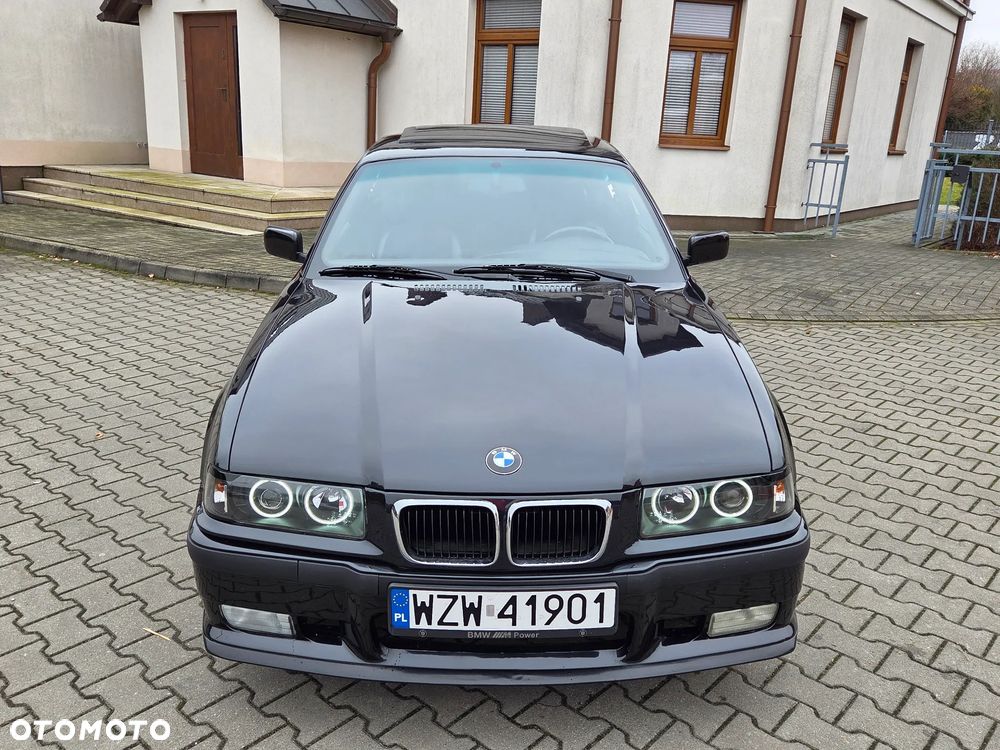 BMW Seria 3 323i - 1