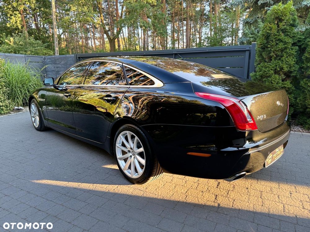 Jaguar XJ - 6