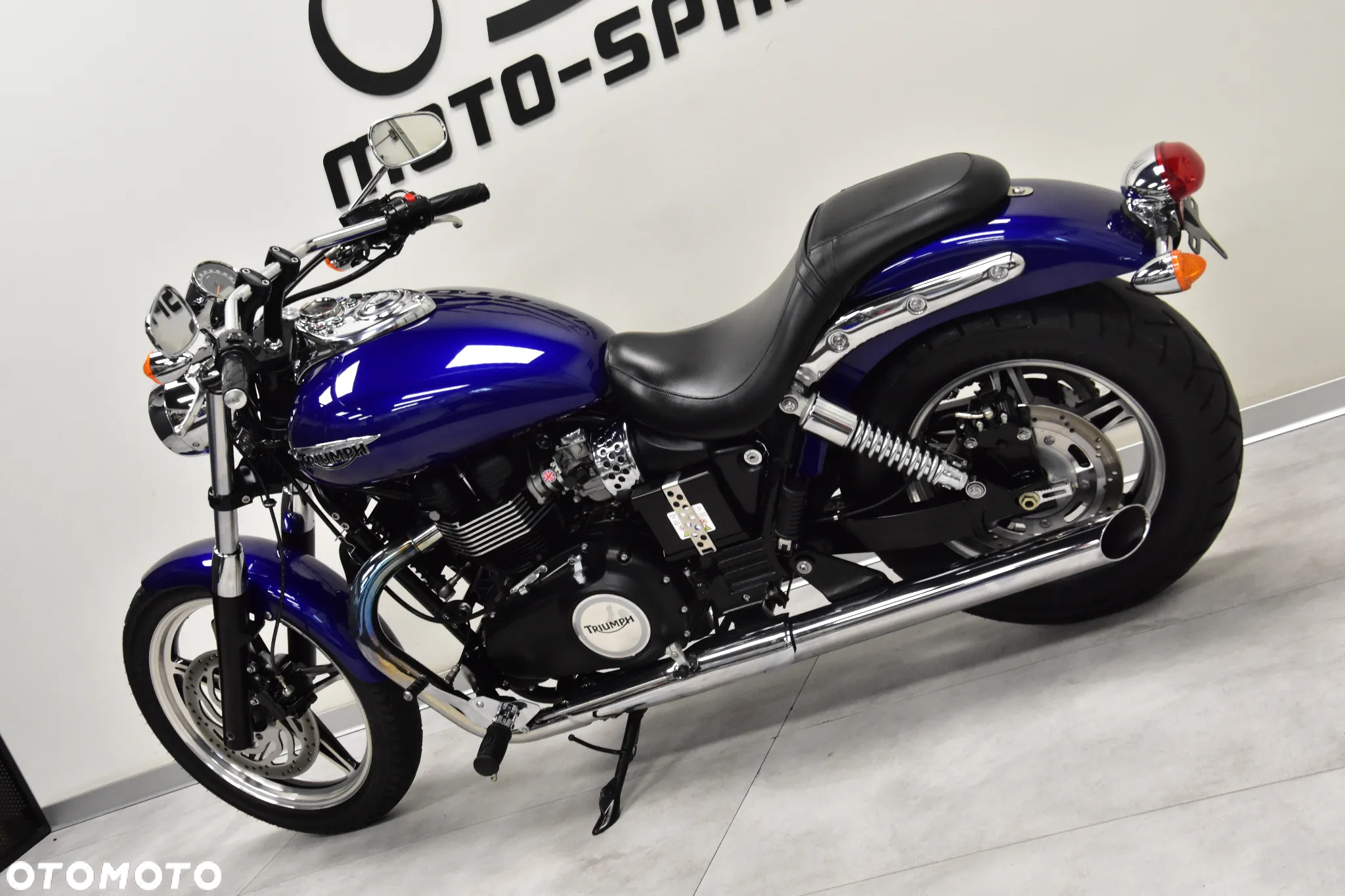 Triumph Speedmaster - 10