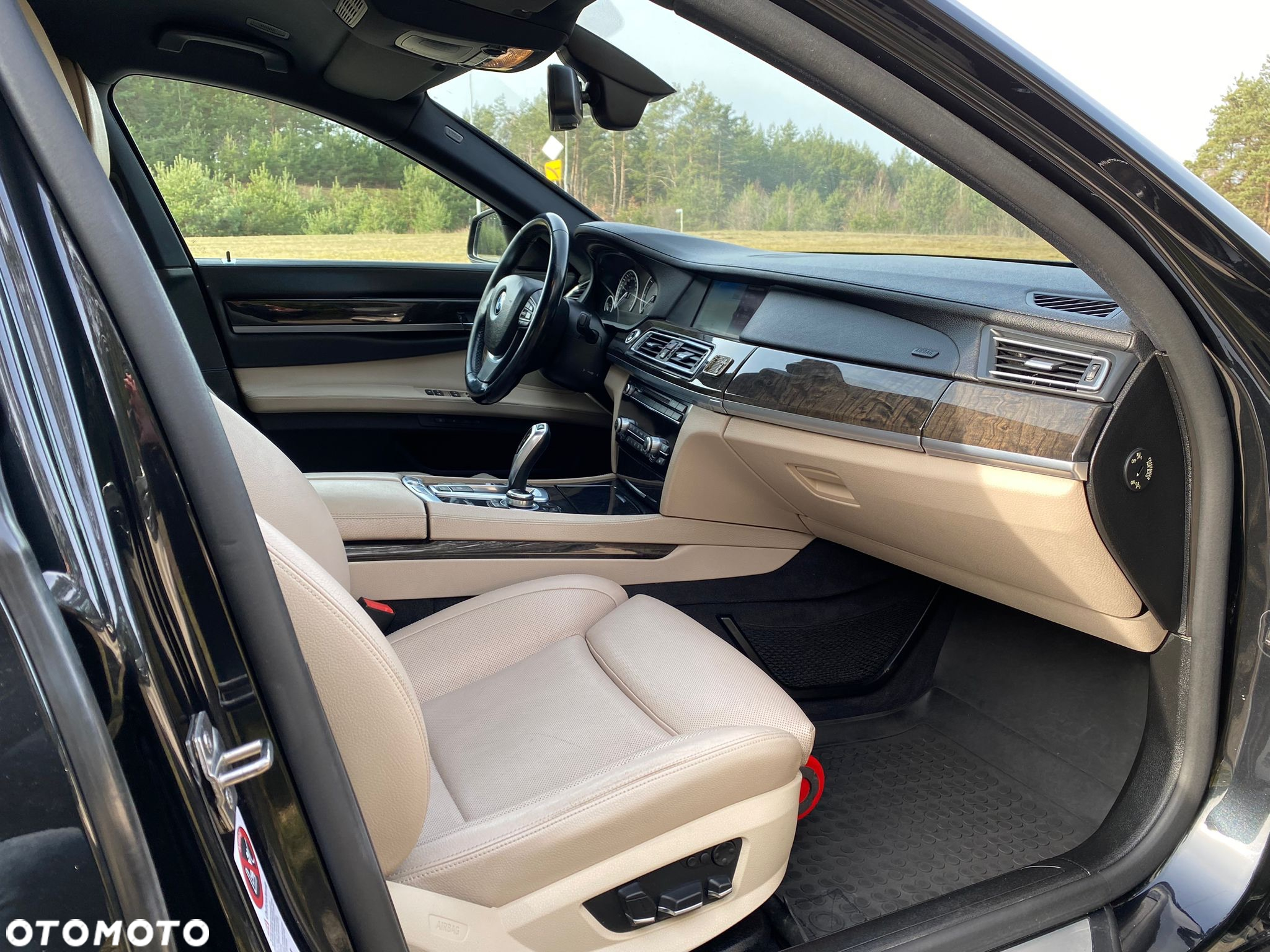 BMW Seria 7 - 8