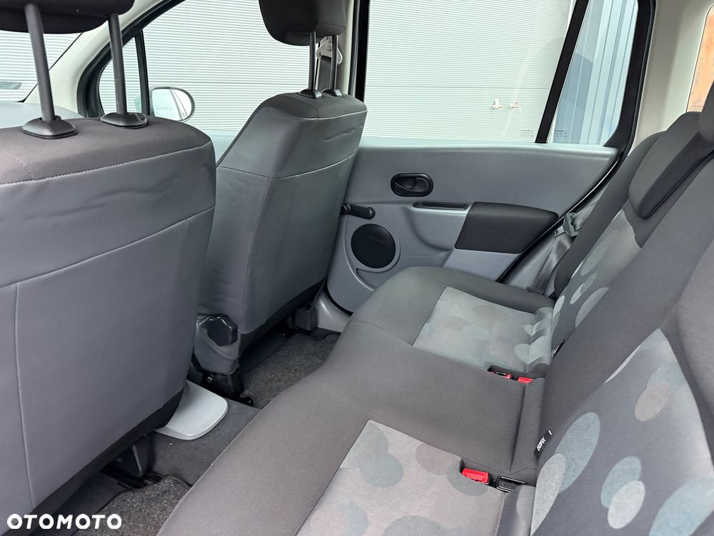 Renault Modus 1.2 16V Expression - 13