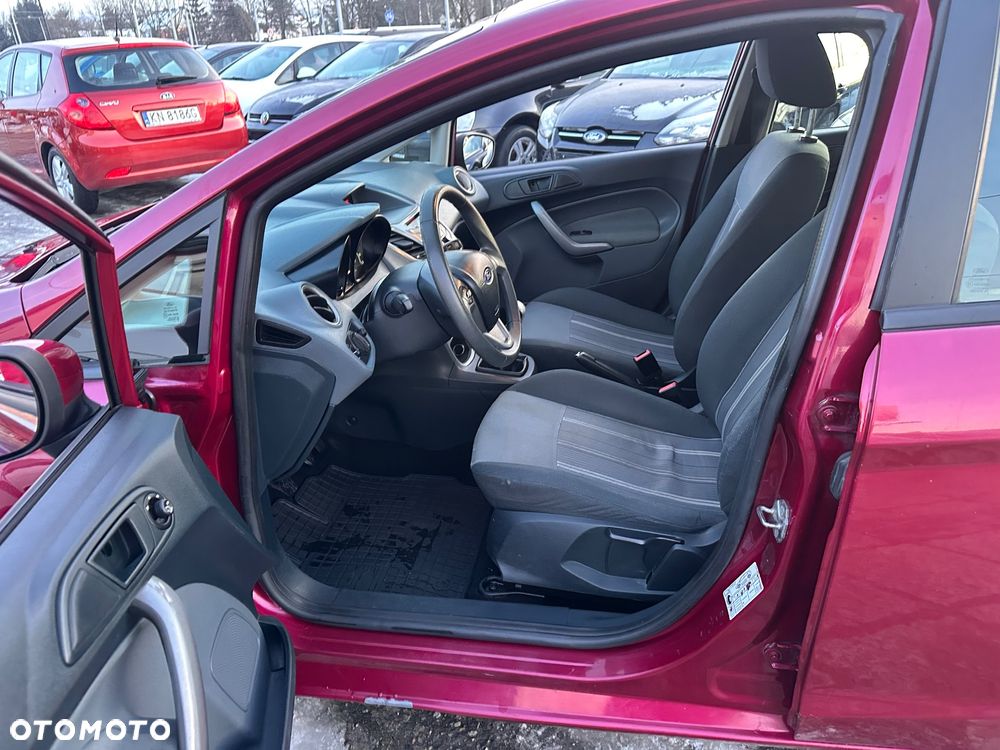 Ford Fiesta 1.6 TDCI Connection - 24