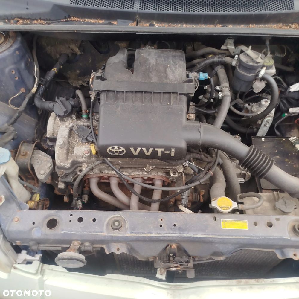 Toyota Yaris na części . - 5