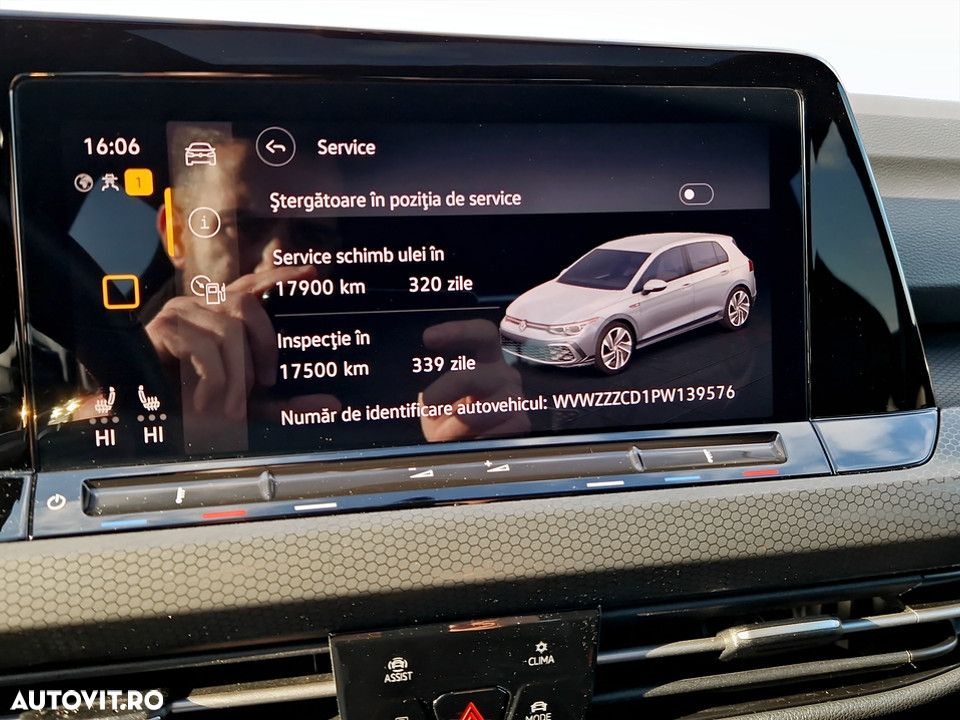 Volkswagen Golf - 25