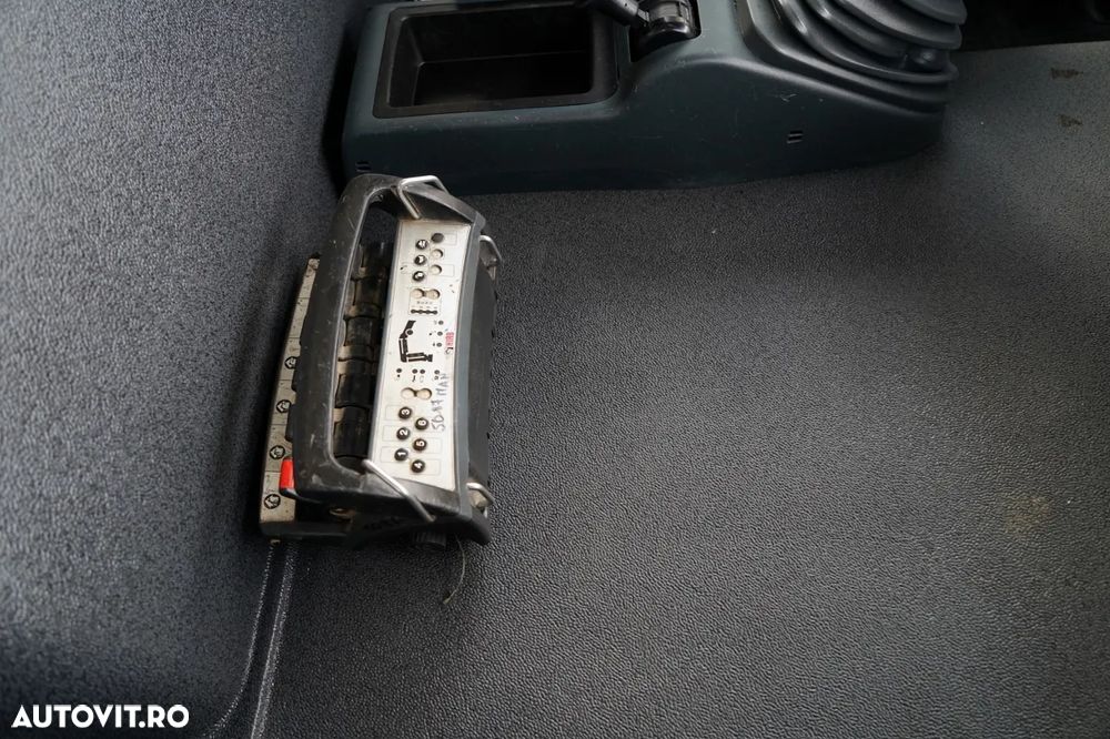 MAN TGS 33.360 / 6x4 / BASCULĂ SPATE 5.8 M + HIAB XS 122 HGV / RADIOCOMANDĂ / HGV ÎN SPATELE CABINEI / EURO 5 / MANUALĂ - 35