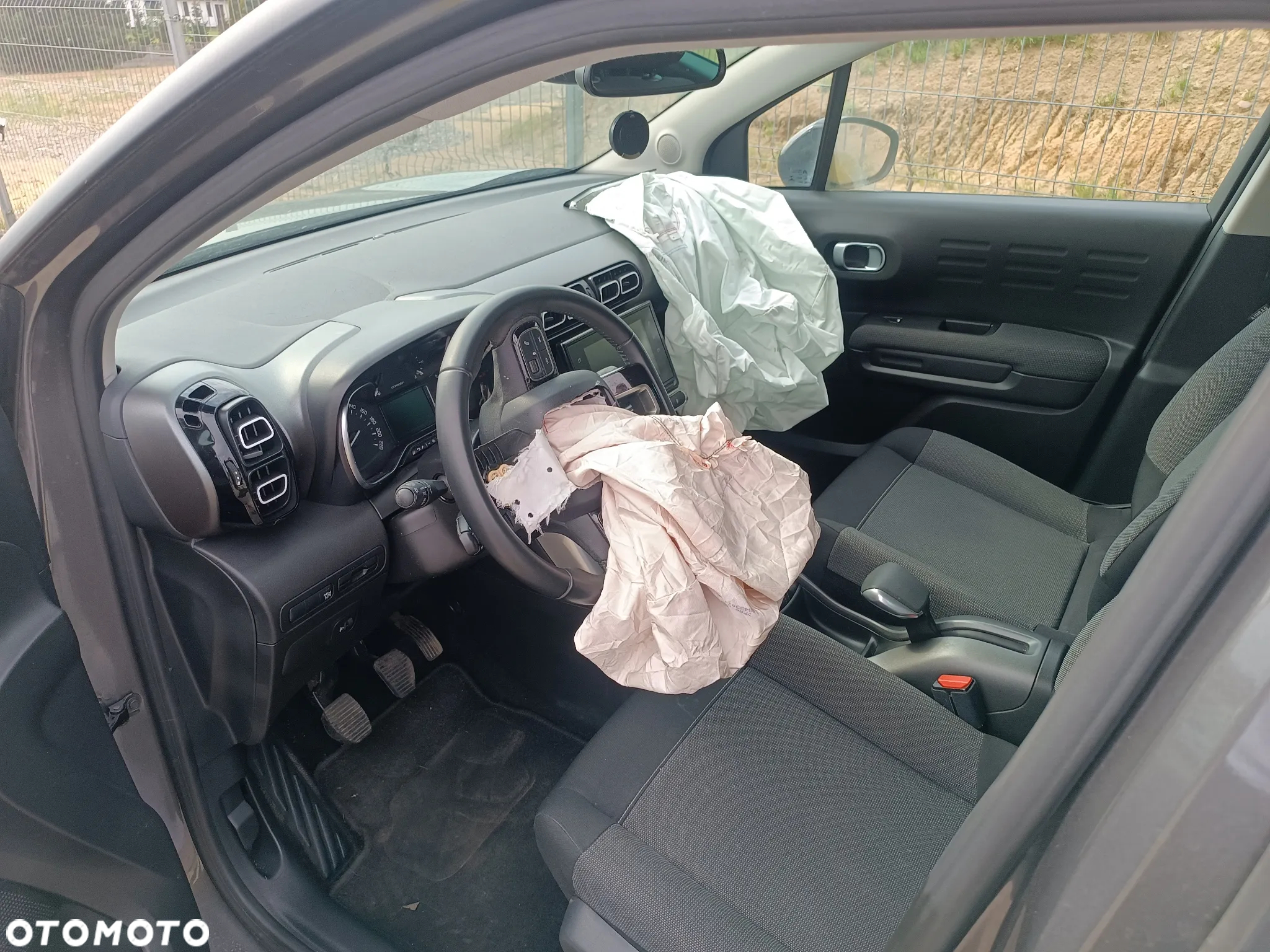 Citroën C3 Aircross 1.2 PureTech GPF Shine Pack S&S - 2