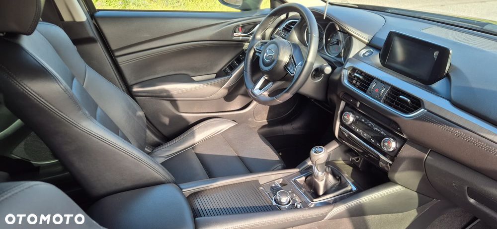Mazda 6 - 25