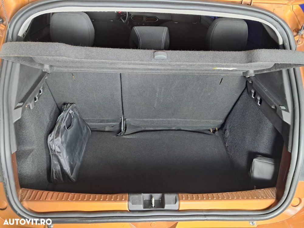 Dacia Sandero - 24