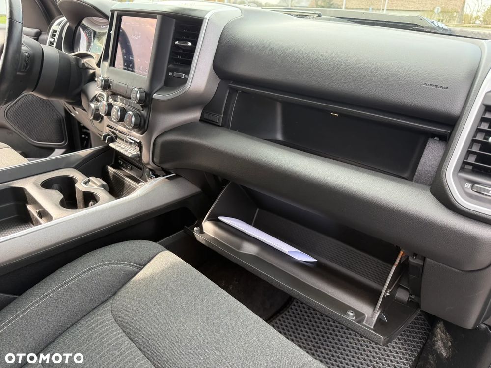 RAM 1500 5.7 Crew Cab Bighorn - 27