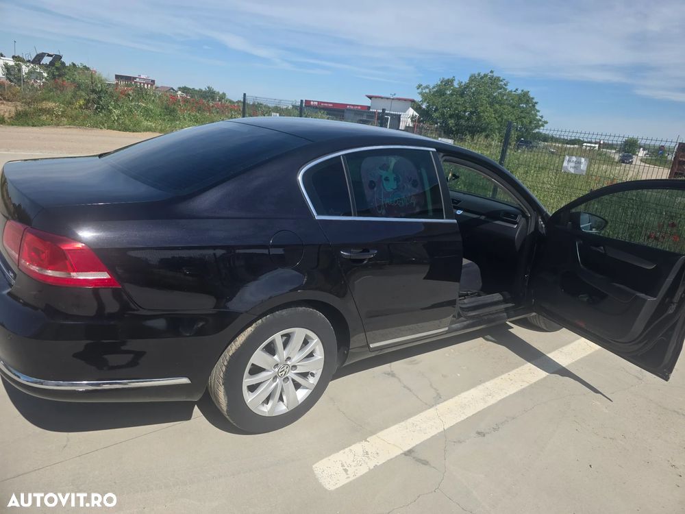 Volkswagen Passat 1.6 TDI BlueMotion Technology Comfortline - 28