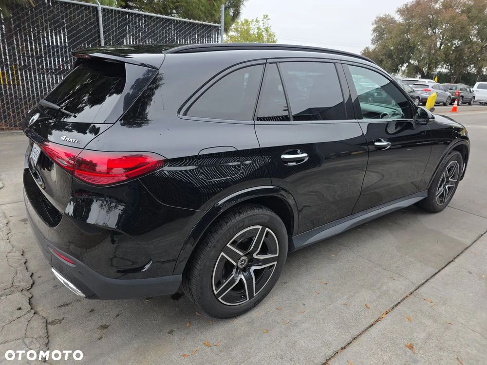 Mercedes-Benz GLC 300 4Matic 9G-TRONIC Edition AMG Line - 4