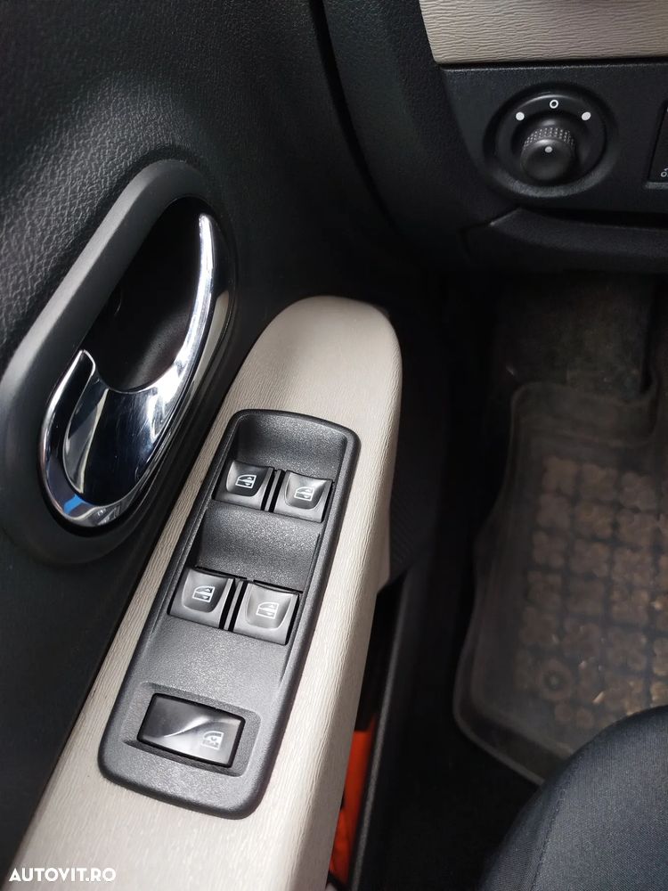 Dacia Lodgy 1.5 dCi 109 CP Laureate - 3