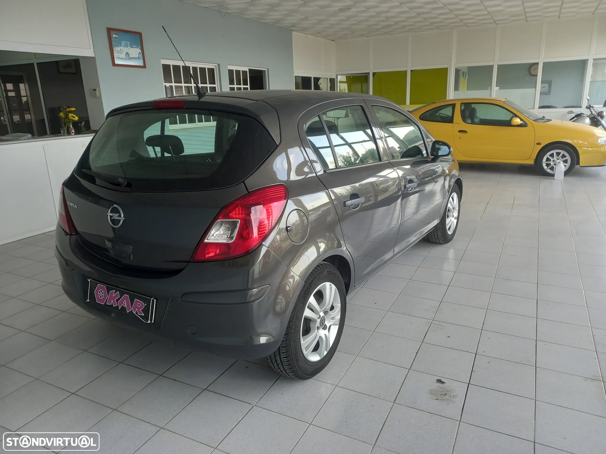 Opel Corsa 1.2 Enjoy FlexFuel - 6