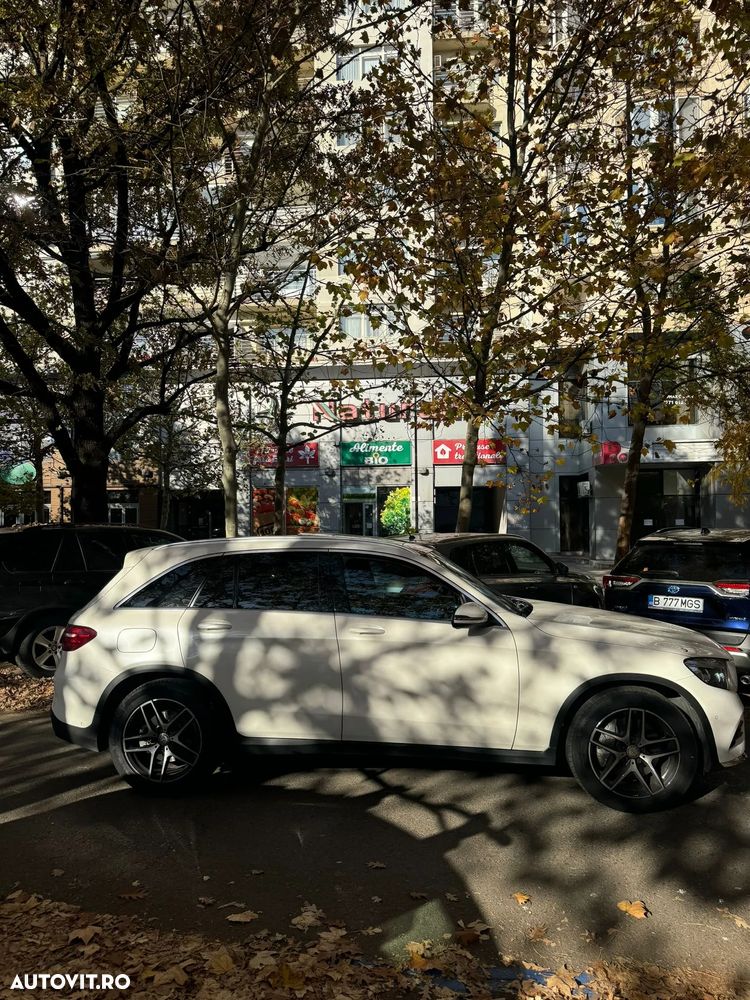 Mercedes-Benz GLC 250 d 4Matic 9G-TRONIC AMG Line - 15
