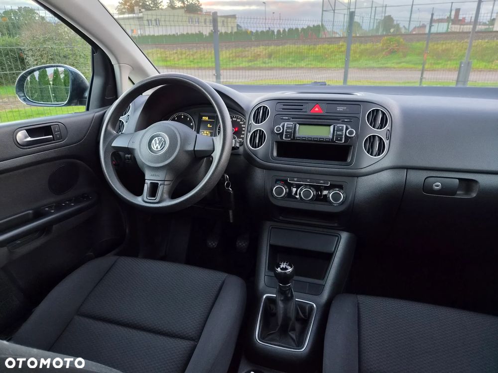 Volkswagen Golf Plus - 26