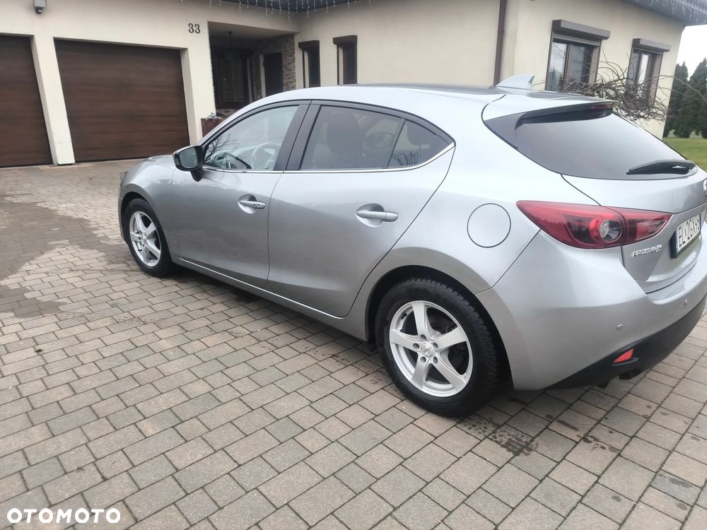 Mazda 3 - 5