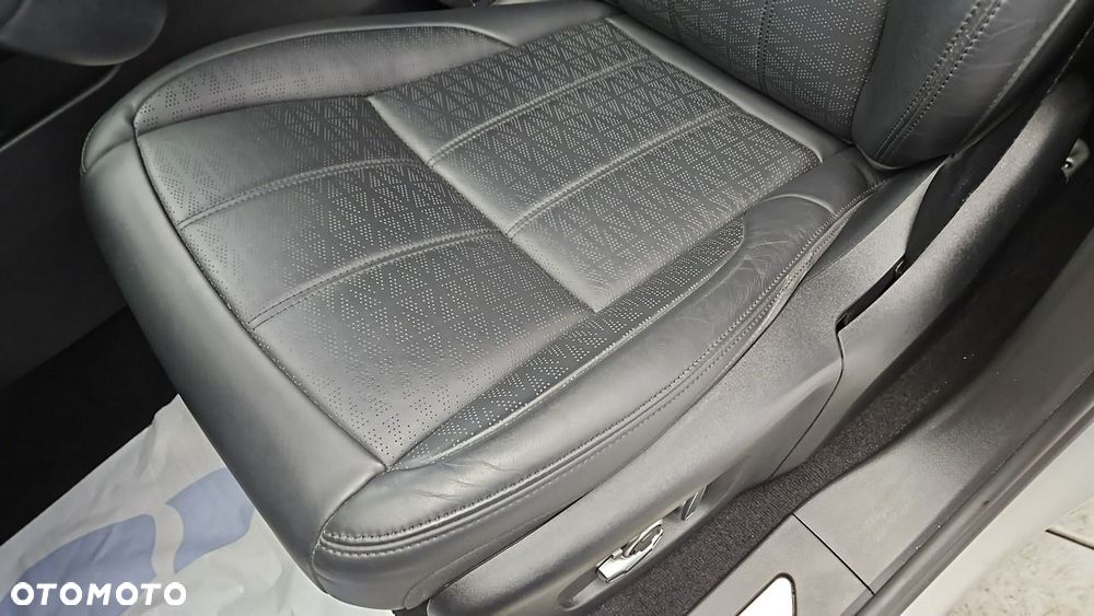 Land Rover Range Rover Evoque 2.0 P200 mHEV R-Dynamic SE - 13