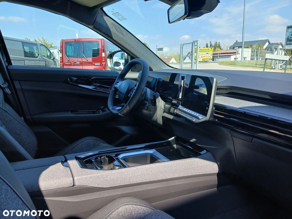 Renault Austral 1.3 TCe mHEV Evolution - 12