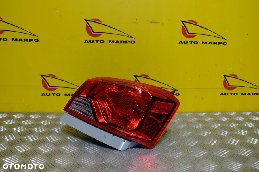 CHEVROLET IMPALA X 2014- LAMPA TYŁ PRAWA USA - 4