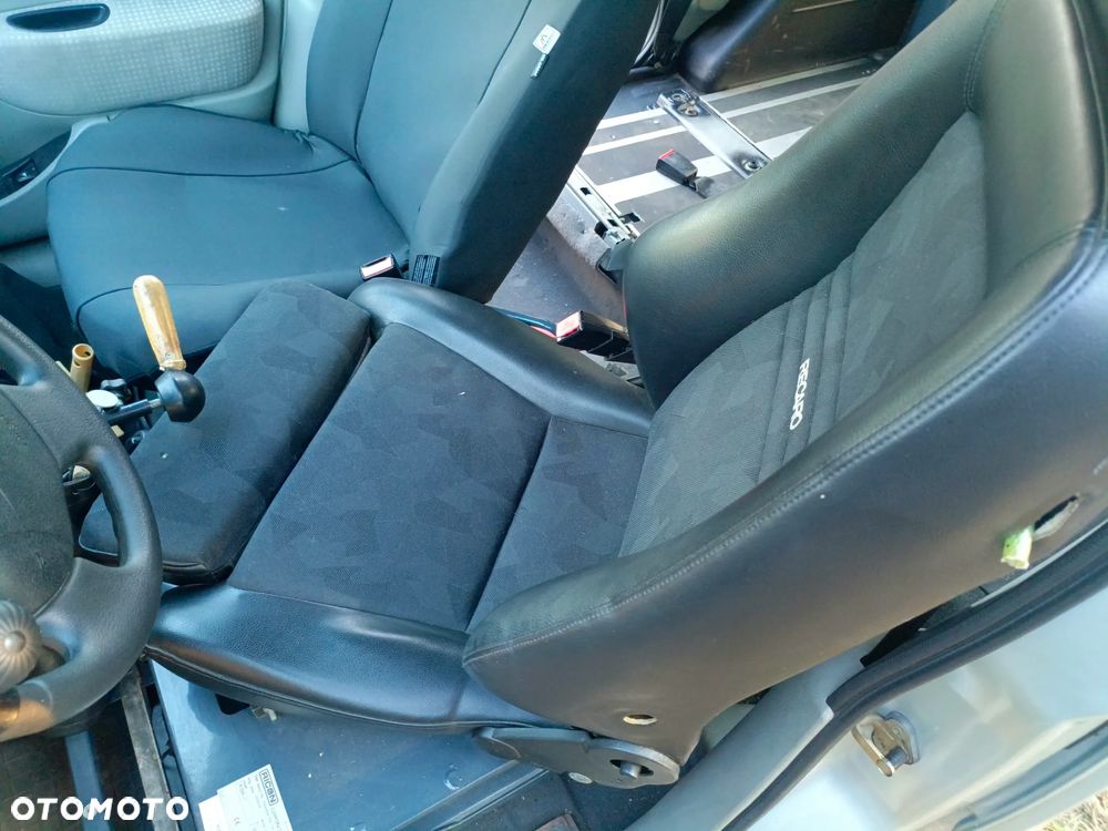 Renault Kangoo 1.6 16V Alize - 25