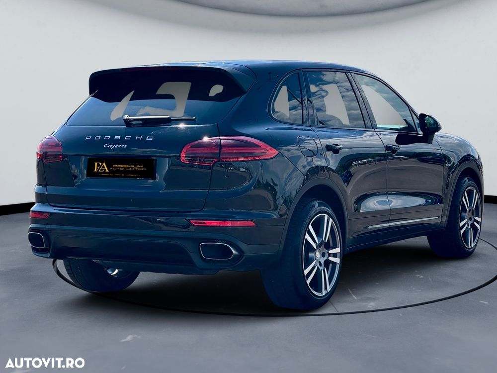Porsche Cayenne Tiptronic S - 6