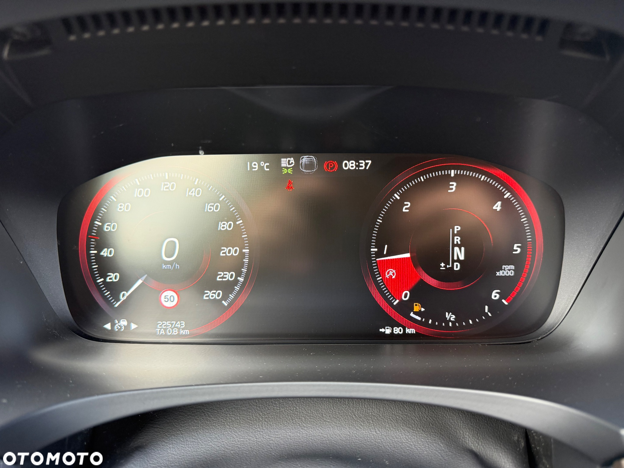 Volvo V90 Cross Country D4 AWD Geartronic Pro - 41
