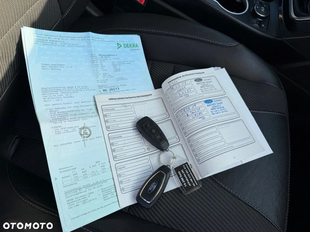 Ford Kuga 2.0 TDCi 2x4 Titanium - 23