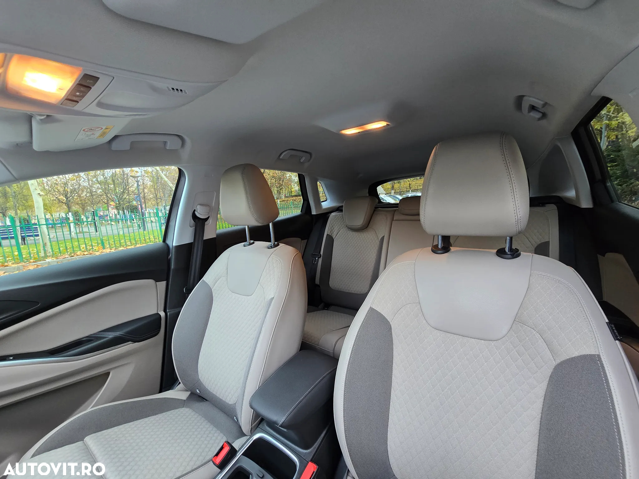 Opel Grandland X 1.5 D Start/Stop Business Elegance - 6