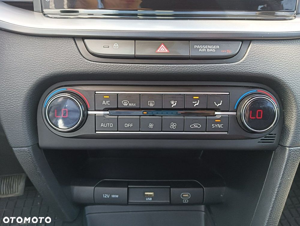Kia Ceed - 15