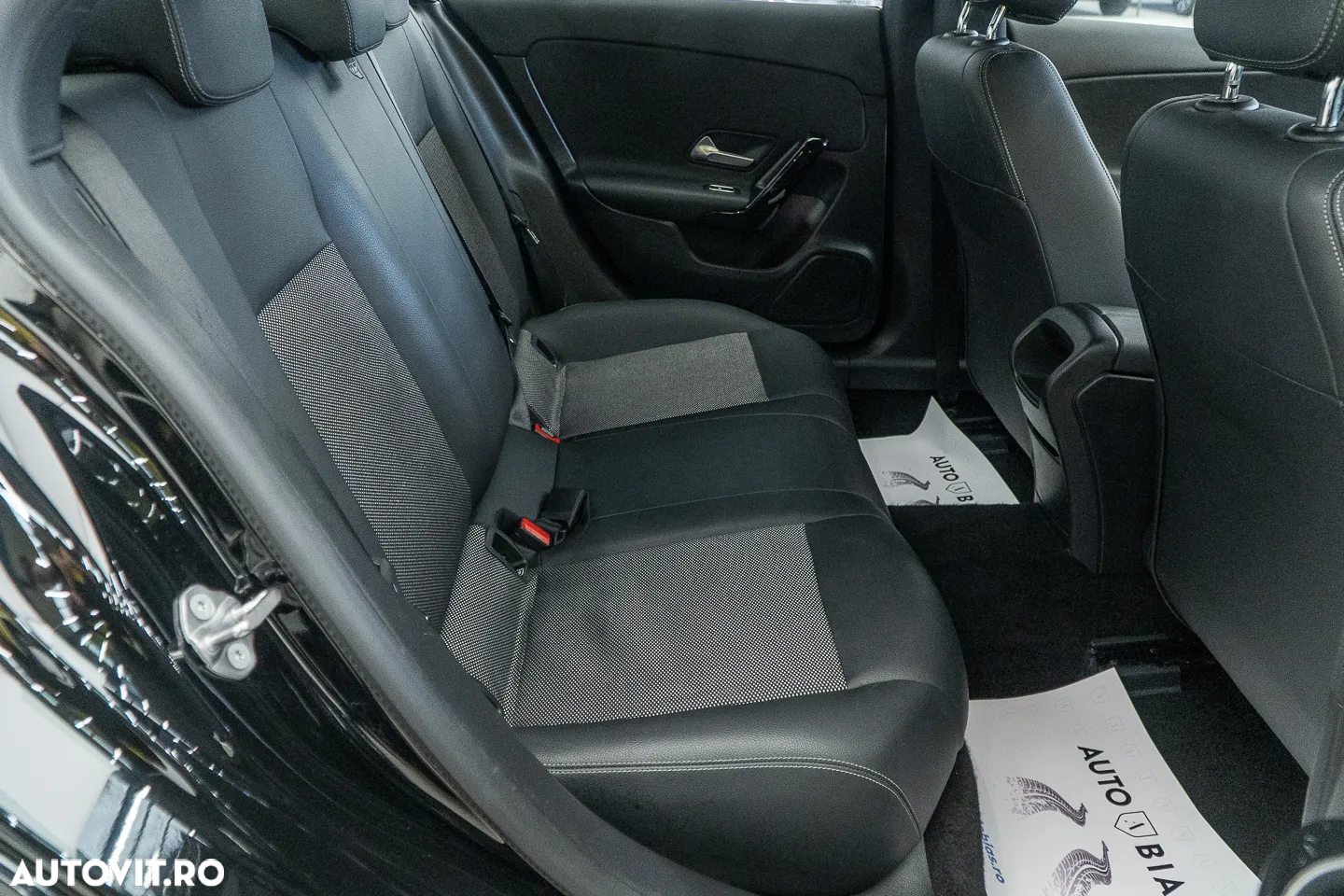 Mercedes-Benz CLA 180 7G-DCT Progressive Line Advanced - 9