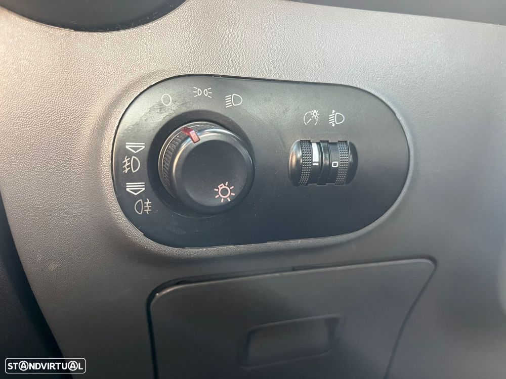 SEAT Ibiza 1.2 12V Reference - 23