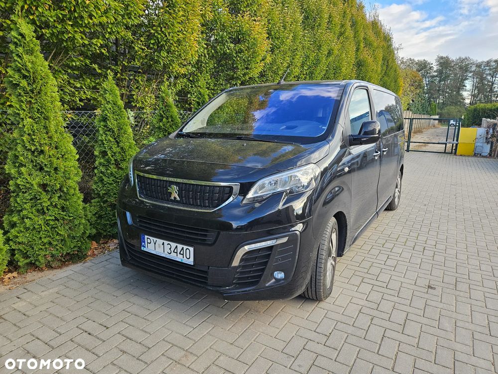 Peugeot Traveller - 1