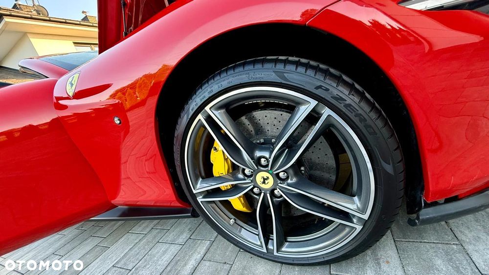 Ferrari Roma Spider - 16