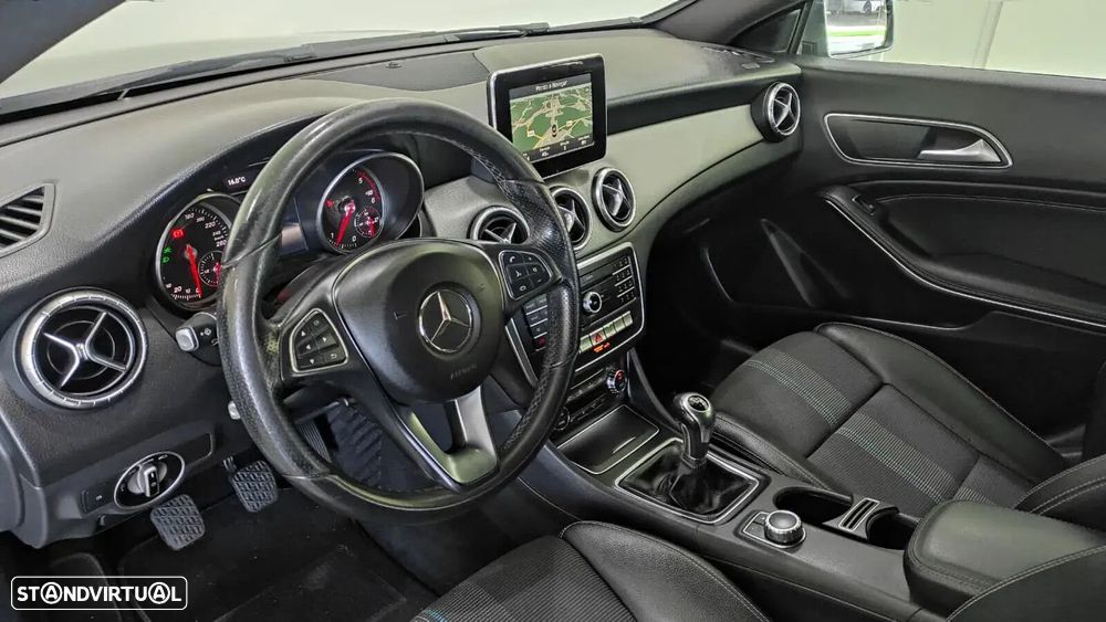 Mercedes-Benz CLA 200 - 5