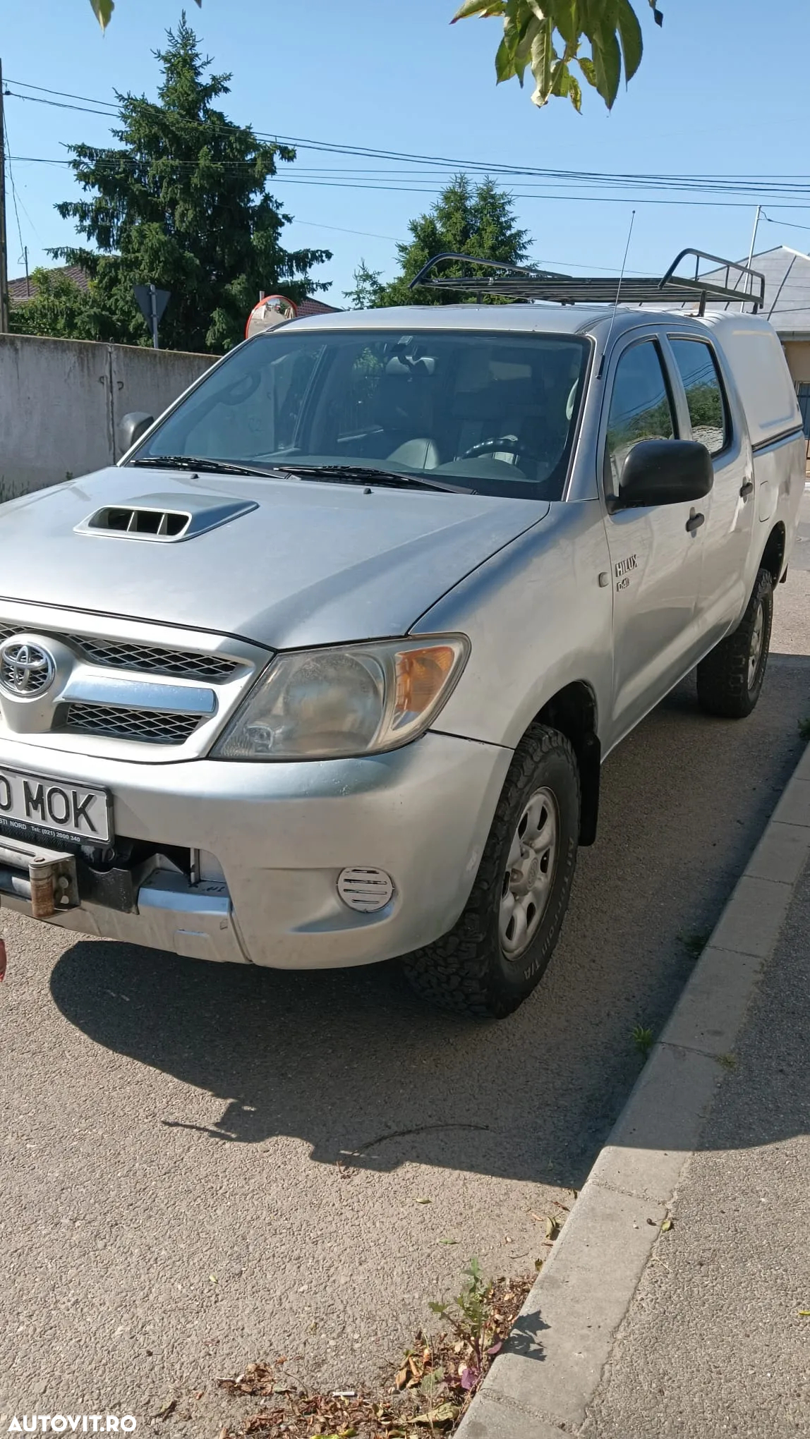 Toyota Hilux 4x4 Double Cab - 14