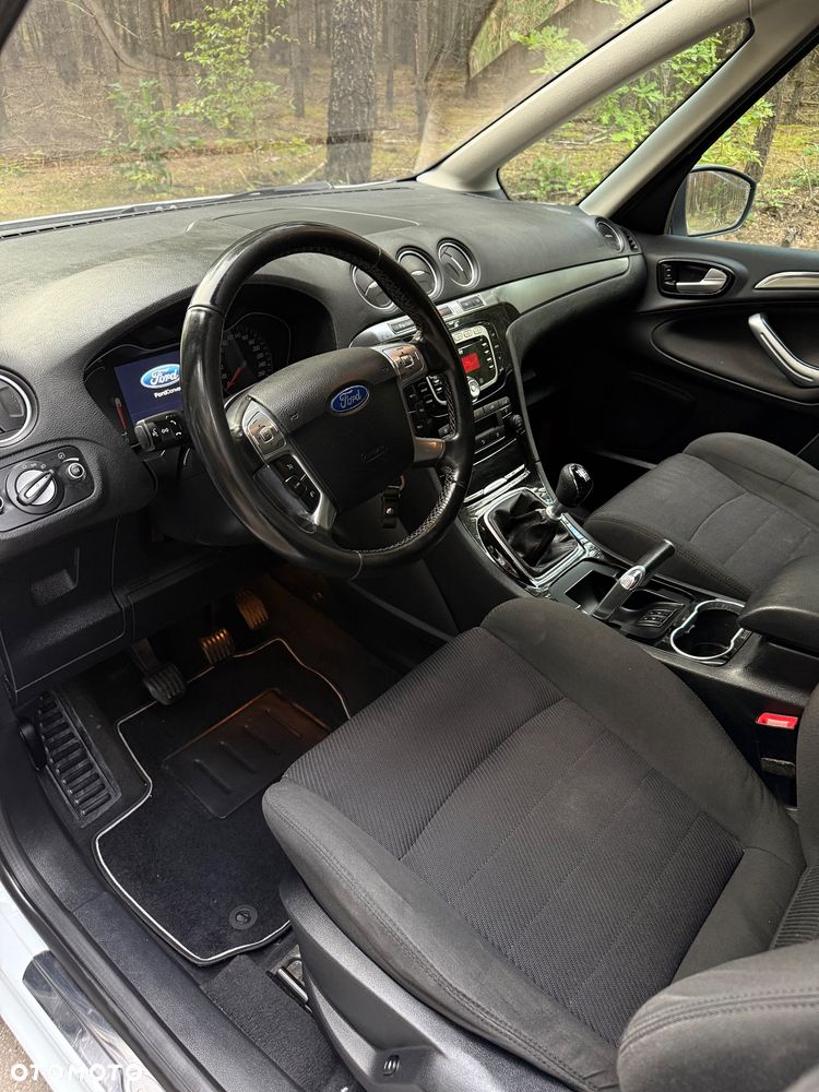 Ford Galaxy 2.0 TDCi Titanium - 27