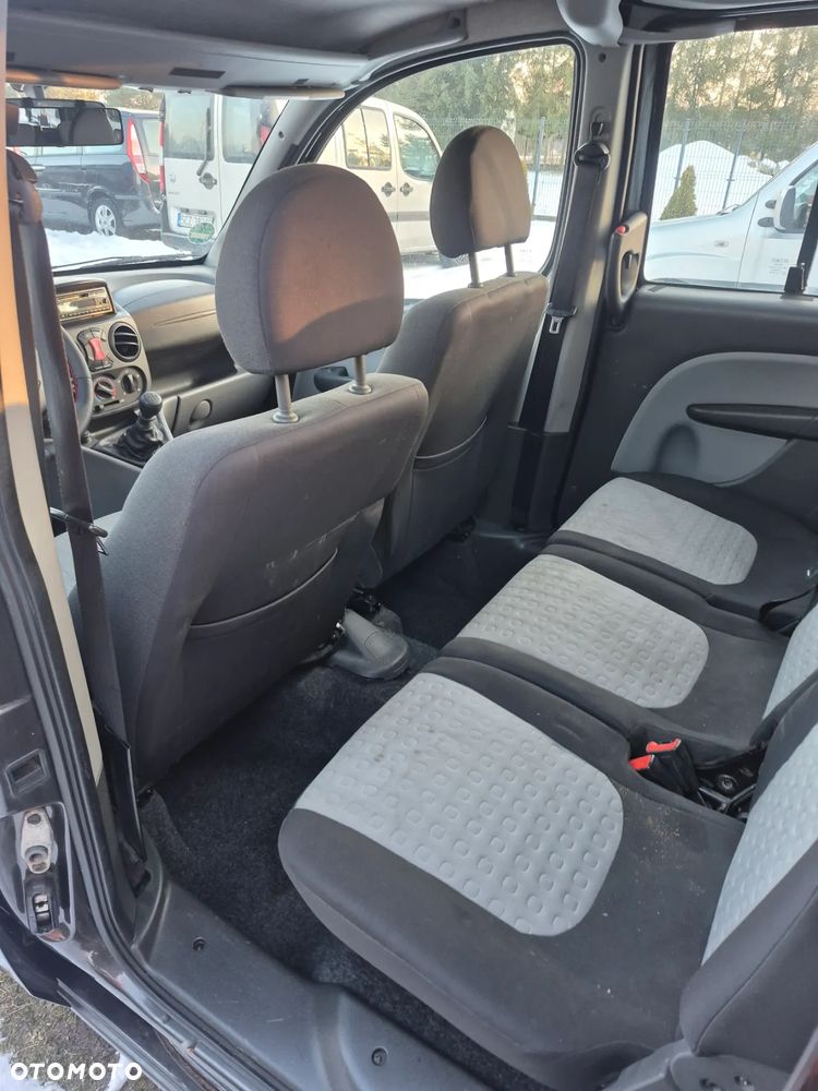 Fiat Doblo 1.4 8V Dynamic - 17