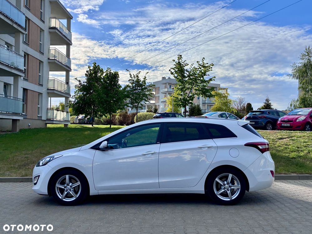 Hyundai i30 1.6 CRDi BlueDrive Go - 15