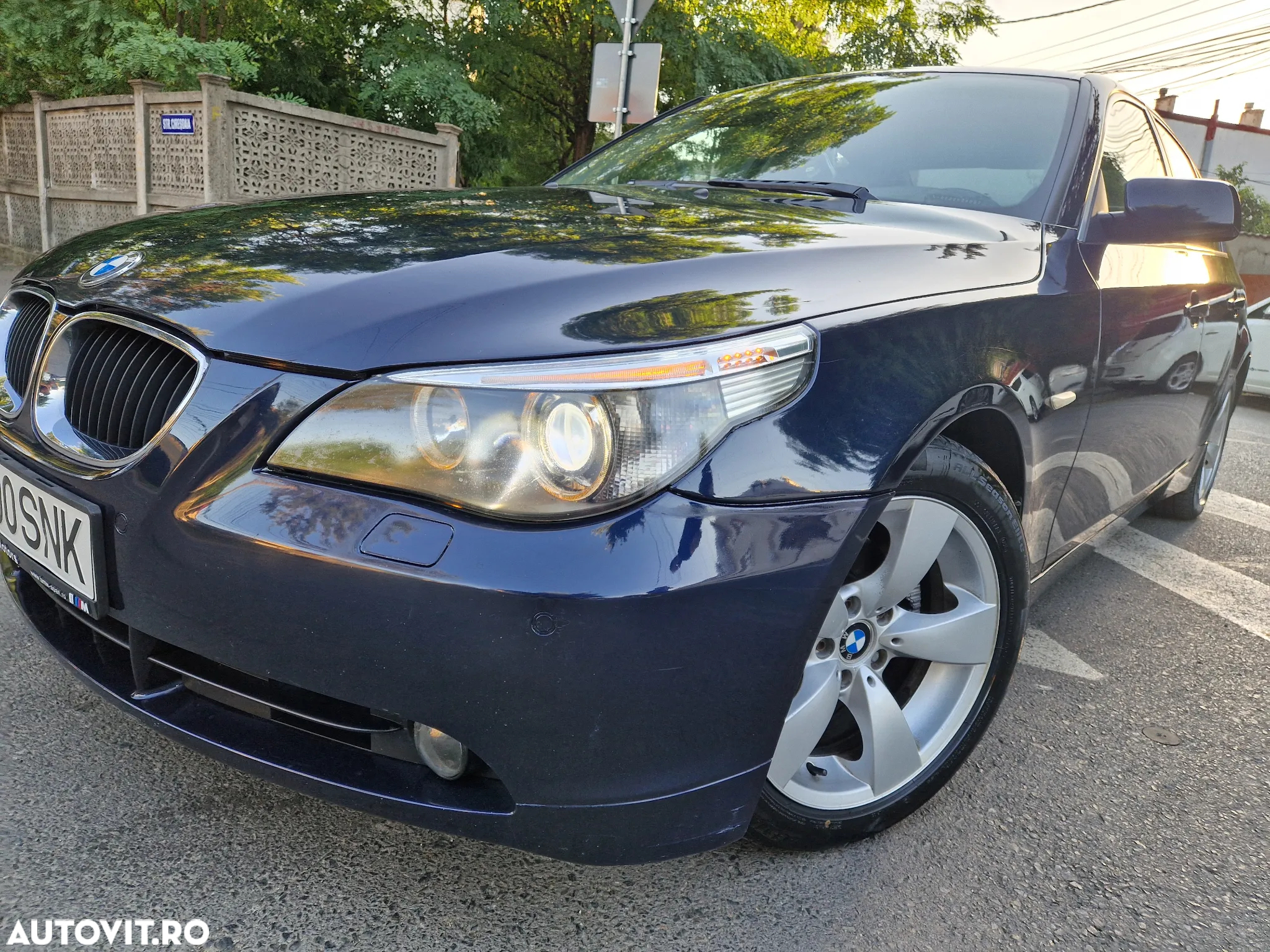 BMW Seria 5 520d Aut. - 10