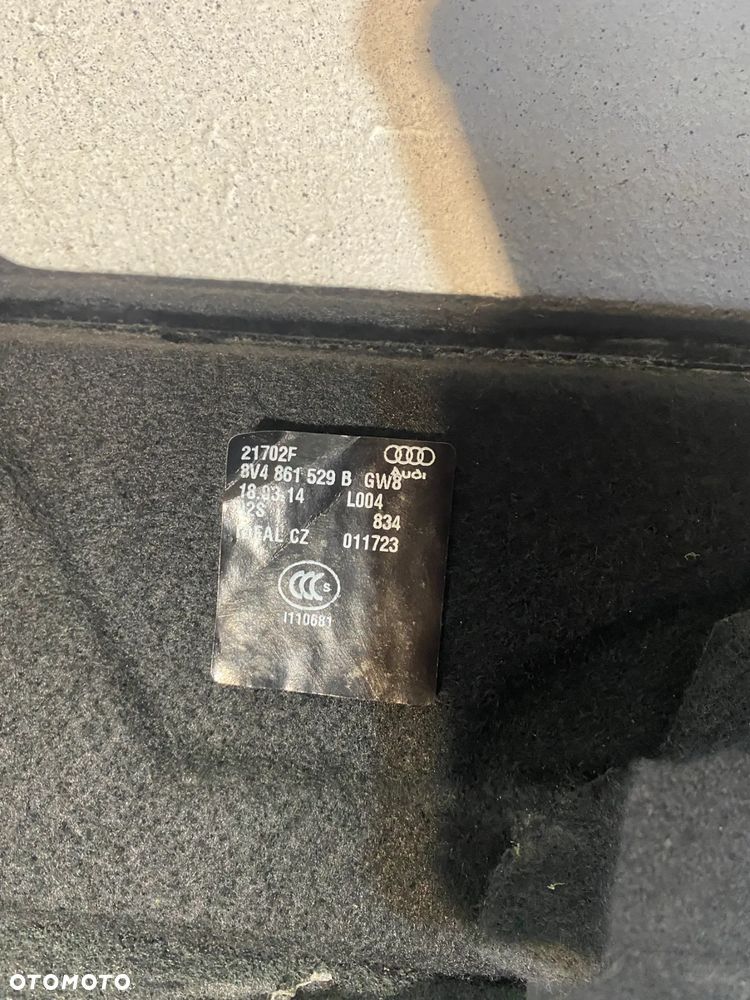 Podłoga wykładzina bagażnika AUDI A3 8V 8V4861529B - 2