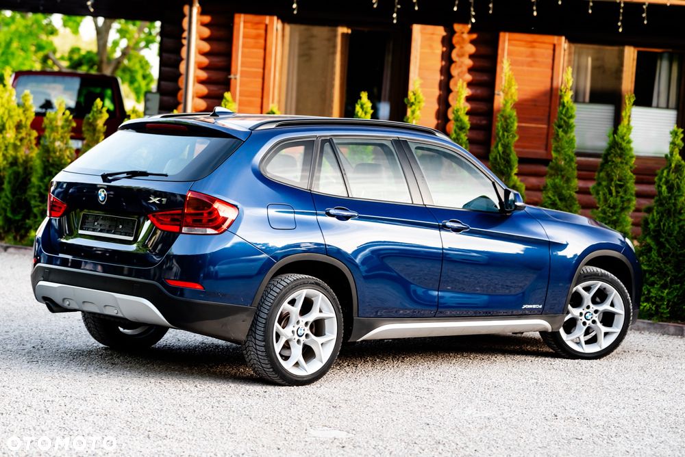 BMW X1 xDrive20d xLine - 11