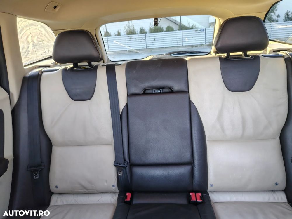 Volvo XC 60 T6 AWD Summum - 23