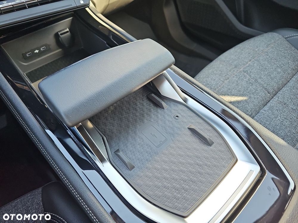 Renault Espace 1.2 E-Tech Full Hybrid 200 Techno MMT 7os - 31