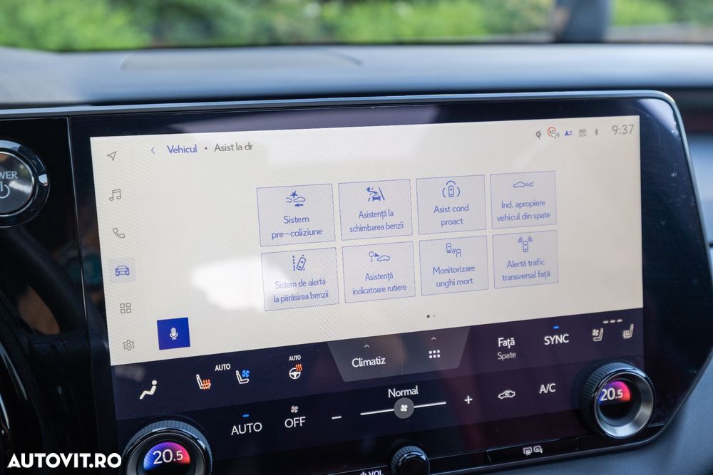 Lexus Seria RX 500 H - 29