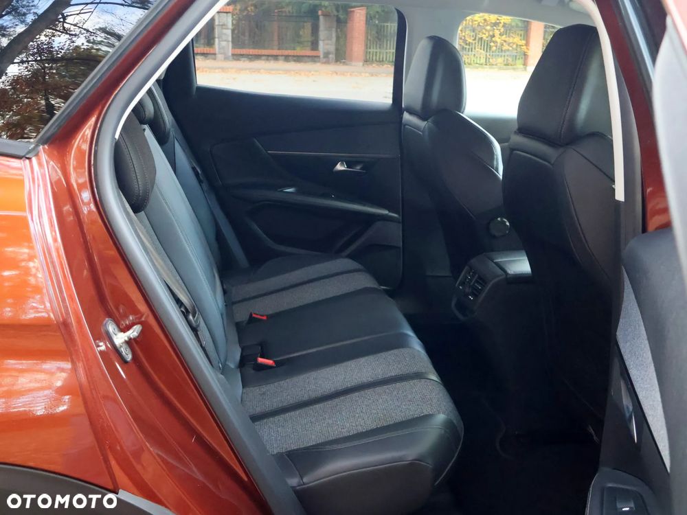 Peugeot 3008 1.2 PureTech Allure - 39