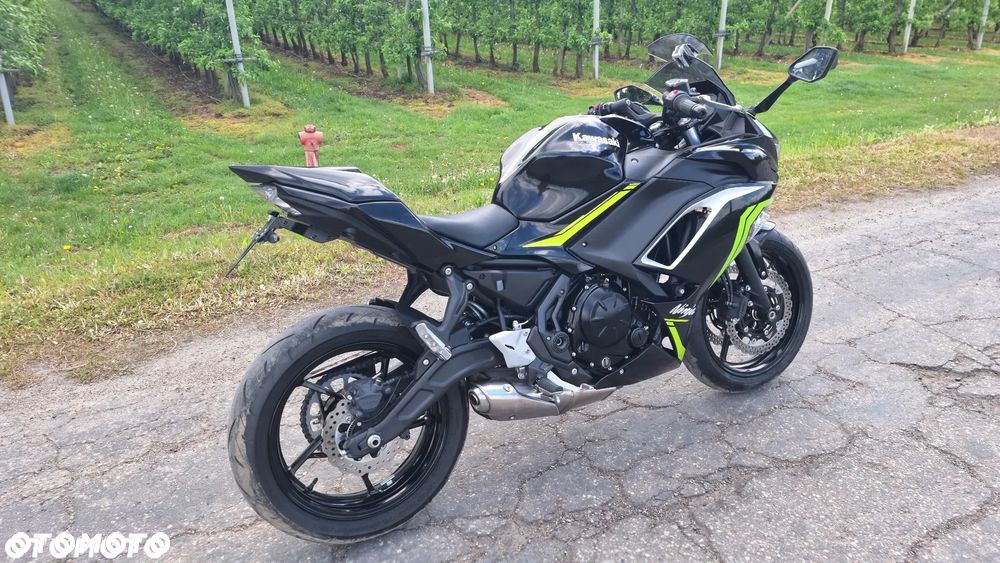 Kawasaki Ninja - 4