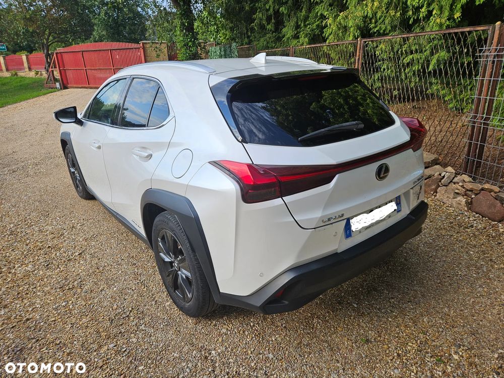 Lexus UX 250h (E-FOUR) Luxury Line - 4