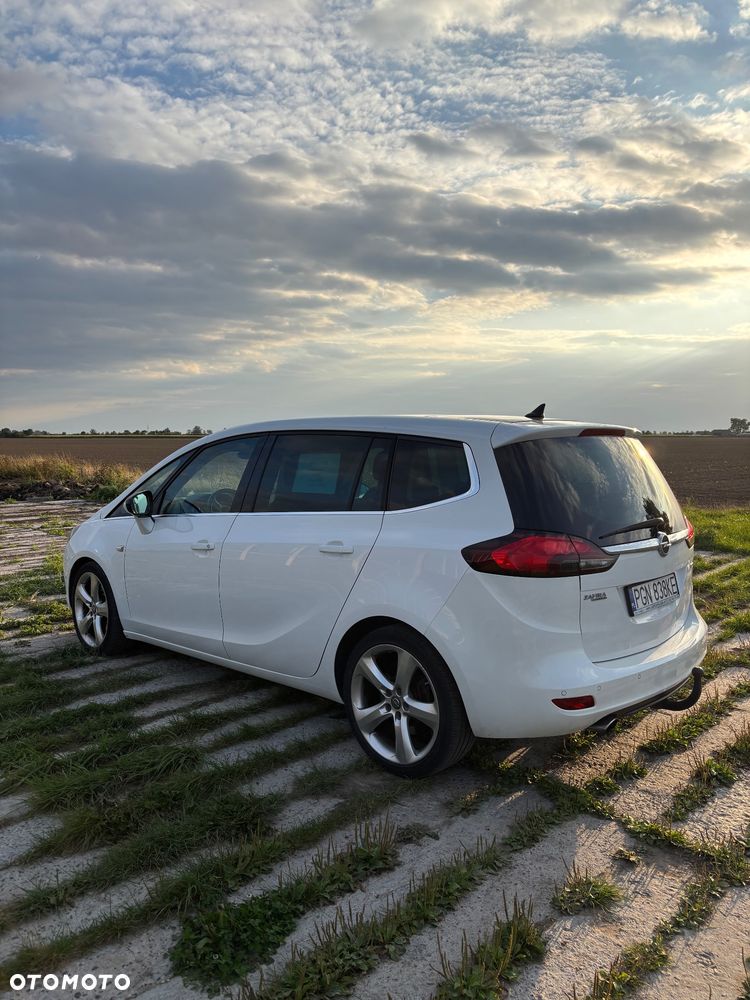 Opel Zafira 2.0 CDTI Cosmo - 8