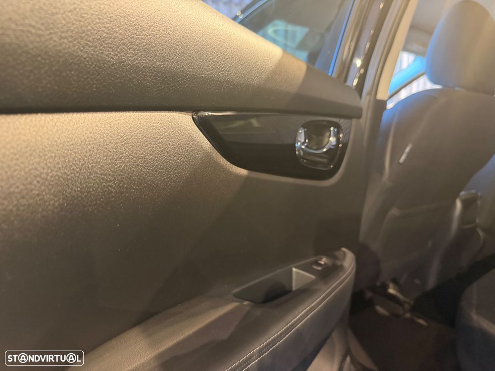 Nissan Qashqai 1.5 dCi DCT N-CONNECTA - 23