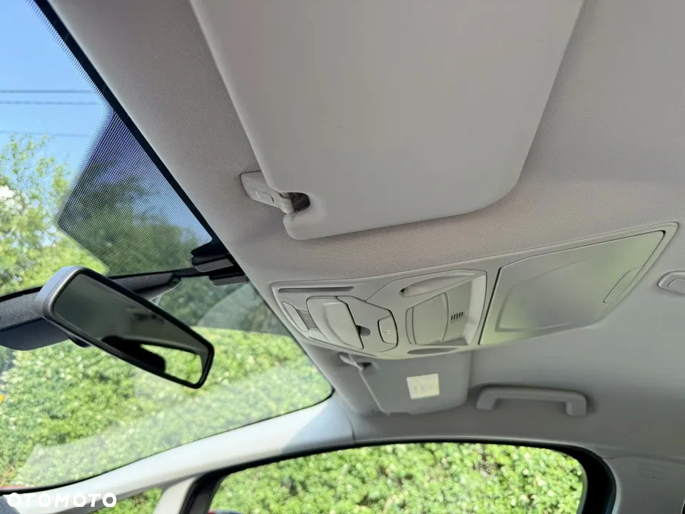 Ford C-MAX 1.6 Ti-VCT Titanium - 27